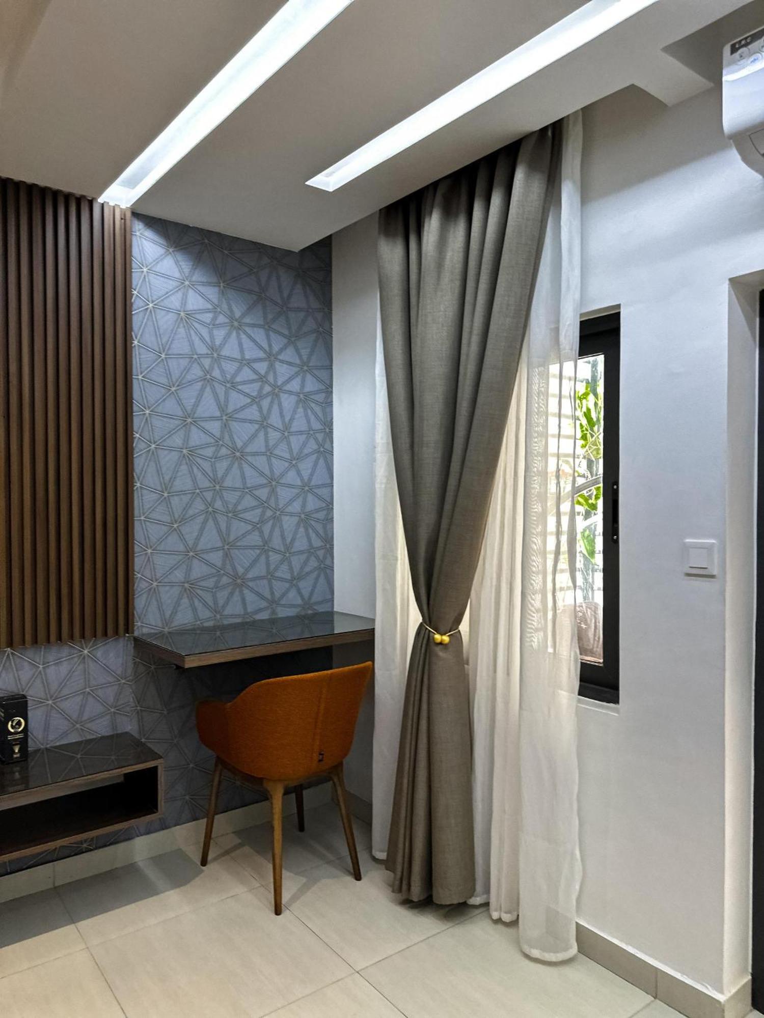 Klik Klak Appart Hotel Котону Екстер'єр фото